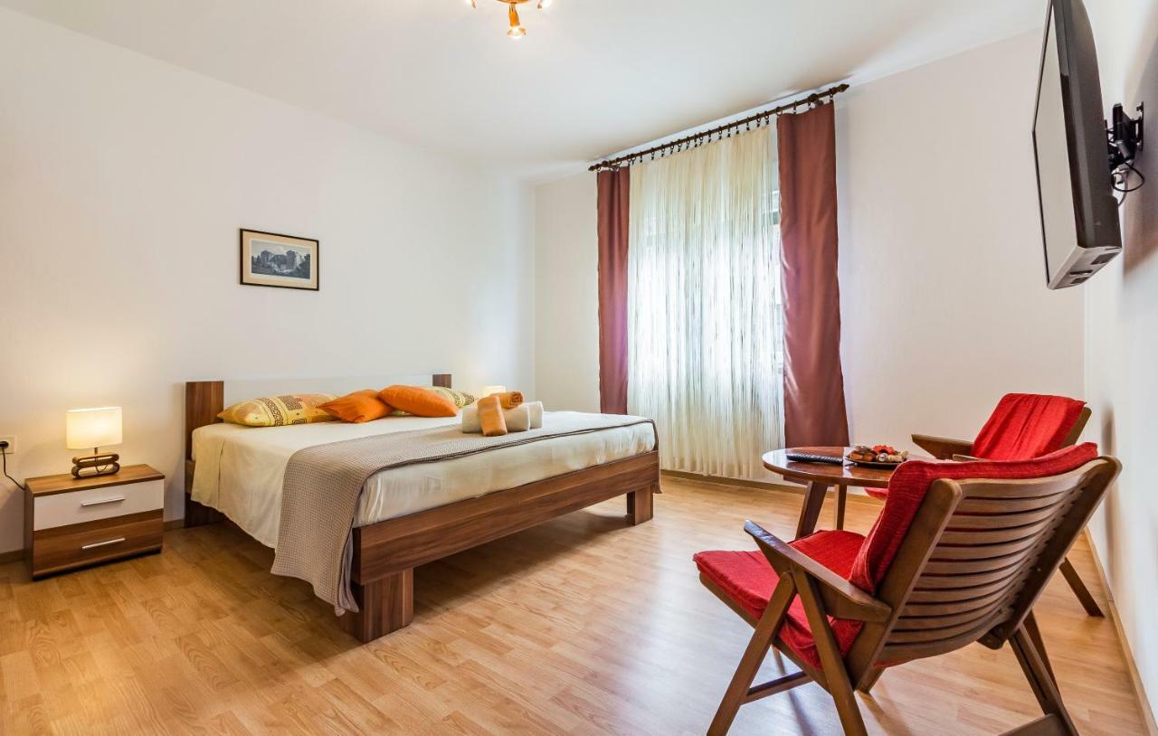 Pula Apartment Εξωτερικό φωτογραφία